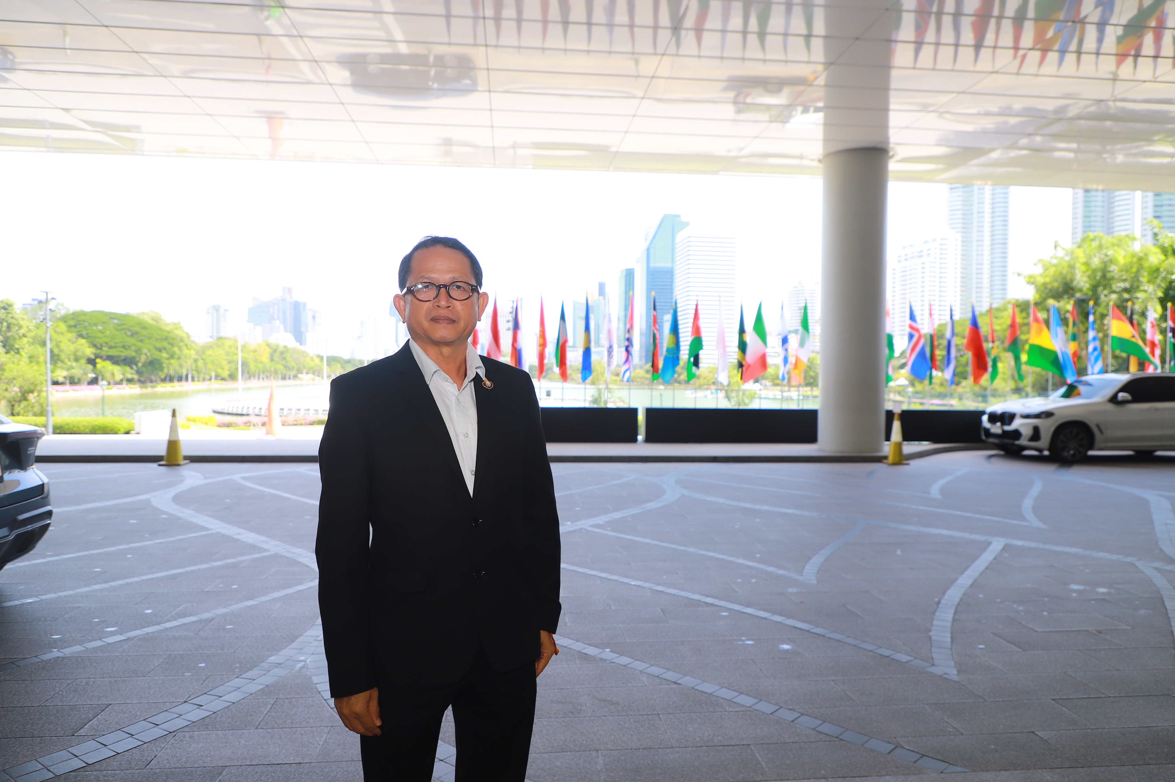 title - ส.ป.ก. ร่วมการประชุมวิชาการ 100 ปี ราชบัณฑิตยสภา มุ่งแลกเปลี่ยนองค์ความรู้พัฒนาสังคมและเกษตรกรรมไทย